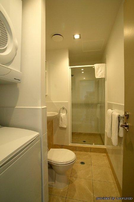 Quest On Queen Serviced Apartments Окленд Номер фото